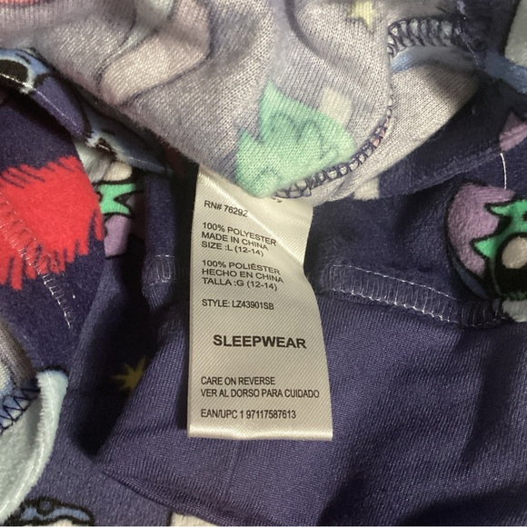 Disney Stitch & Scrump Christmas Long Sleeve Pajama Set Women’s Size L EUC - Picture 4 of 10